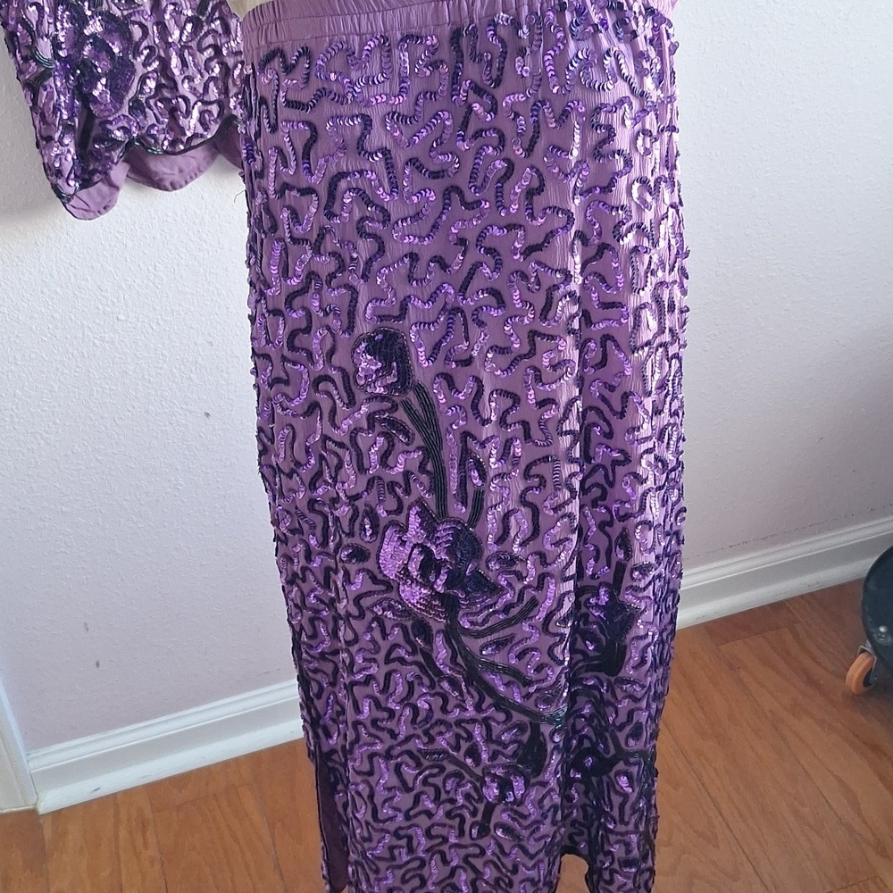 Purple Beaded Sheer sequin 2pc Top And Skirt - Picture 16 of 17